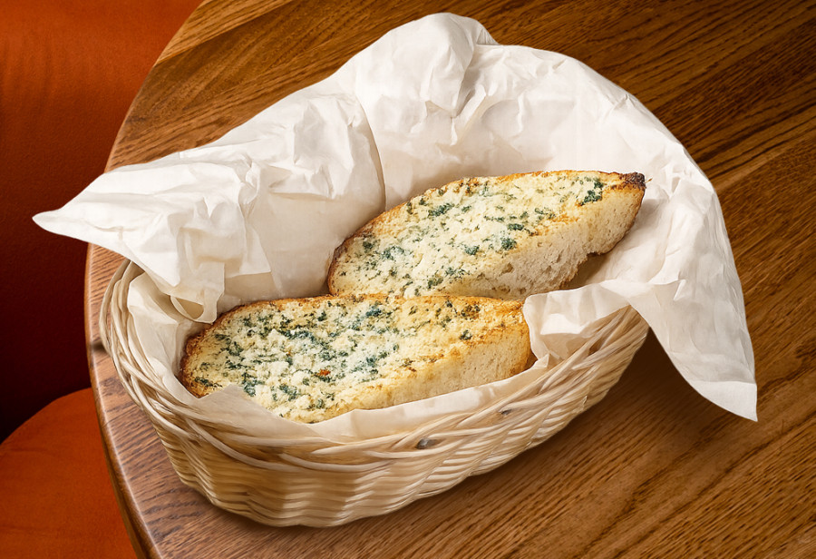 Чесночный хлеб